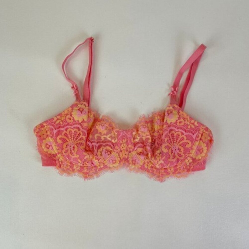 NWOT Victoria's Secret Bra 32C Dream Angels Push-Up Without Padding Pink Floral